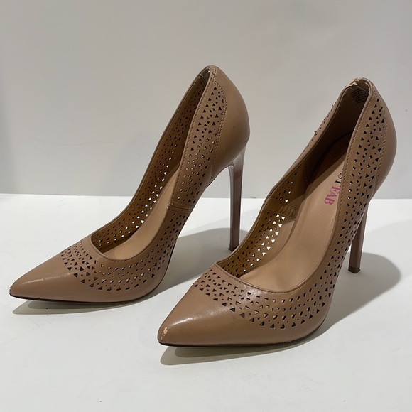 Just fab nude heels / pumps - Picture 3 of 10